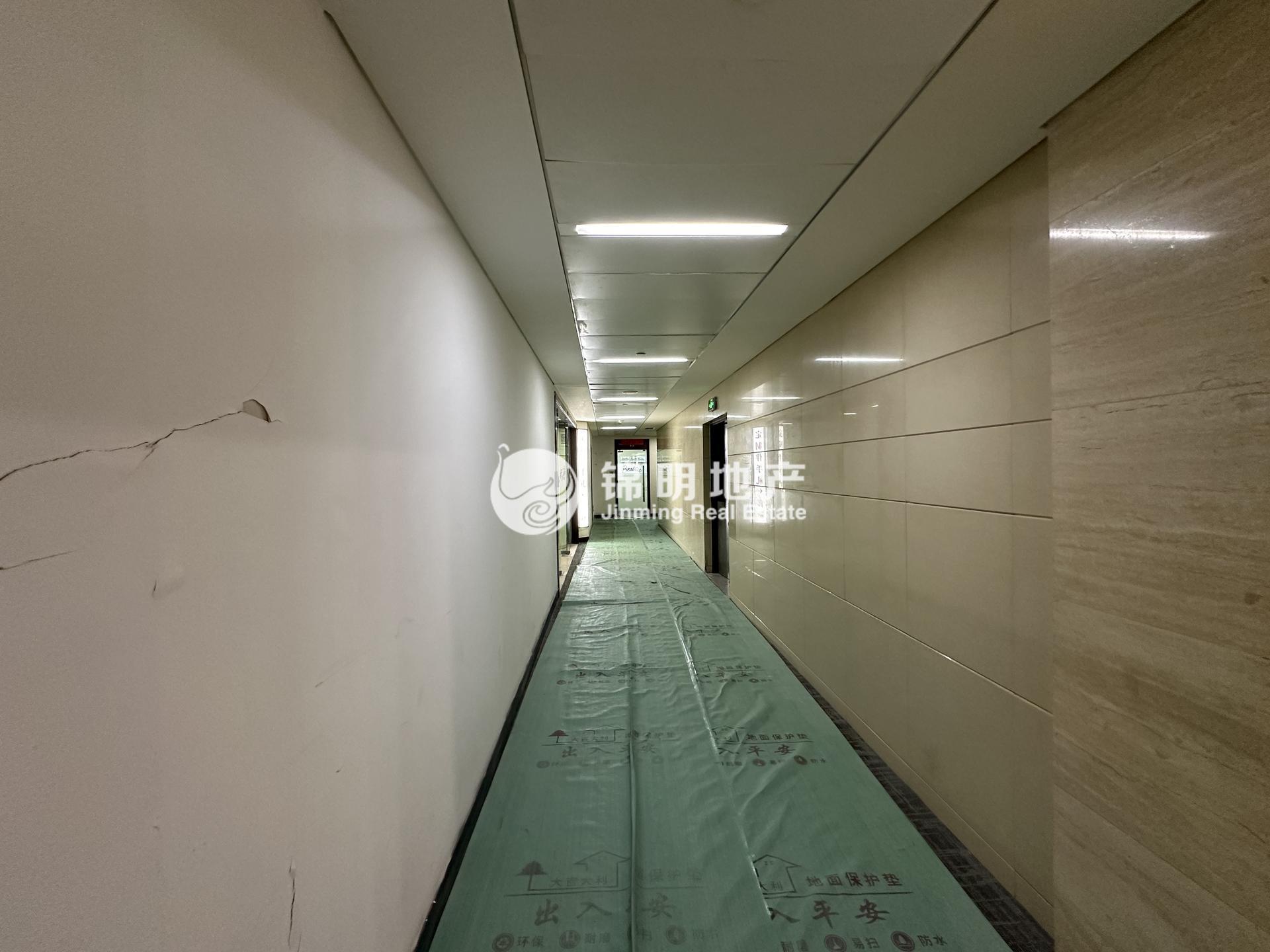 长寿路财富时代大厦112平米写字楼出租